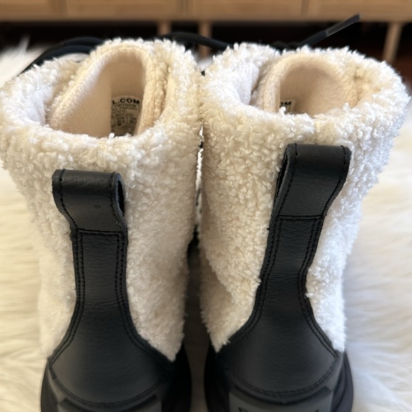 Sorel Women's Explorer II Joan Cozy Winter Boot In Black Sea Salt Size 9.5 - Picture 11 of 16